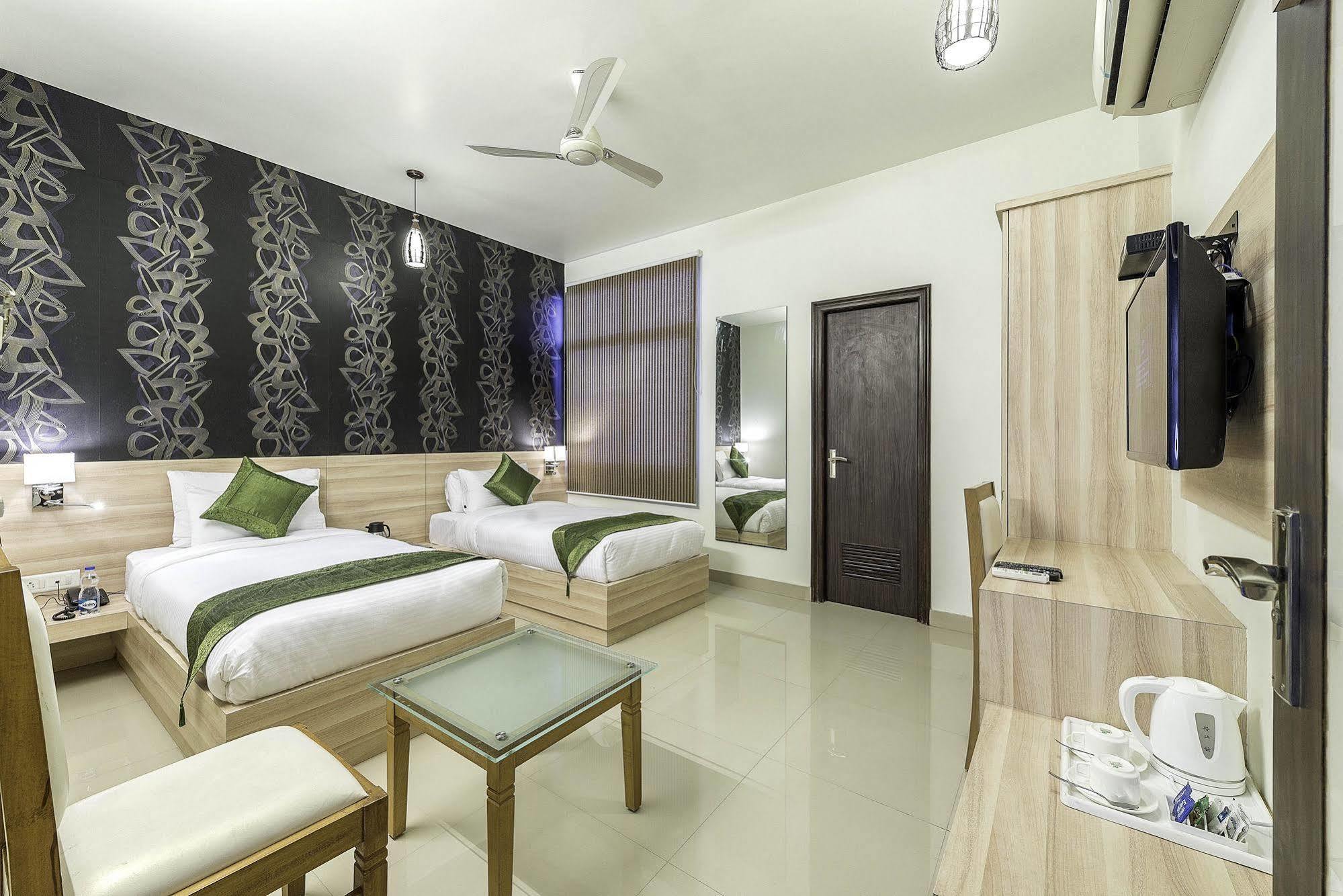 Treebo Signature Inn Malviya Nagar جايبور المظهر الخارجي الصورة