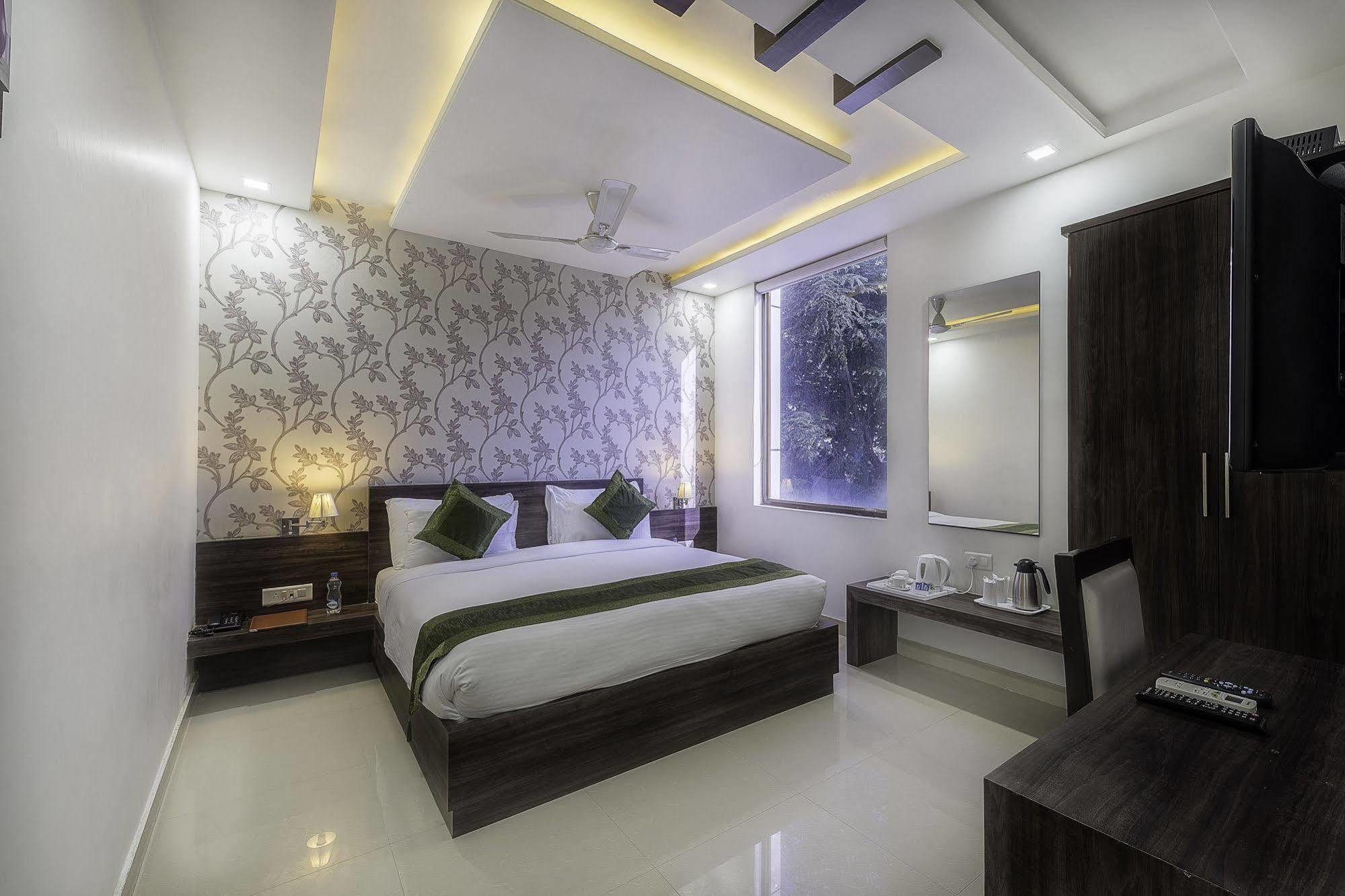 Treebo Signature Inn Malviya Nagar جايبور المظهر الخارجي الصورة