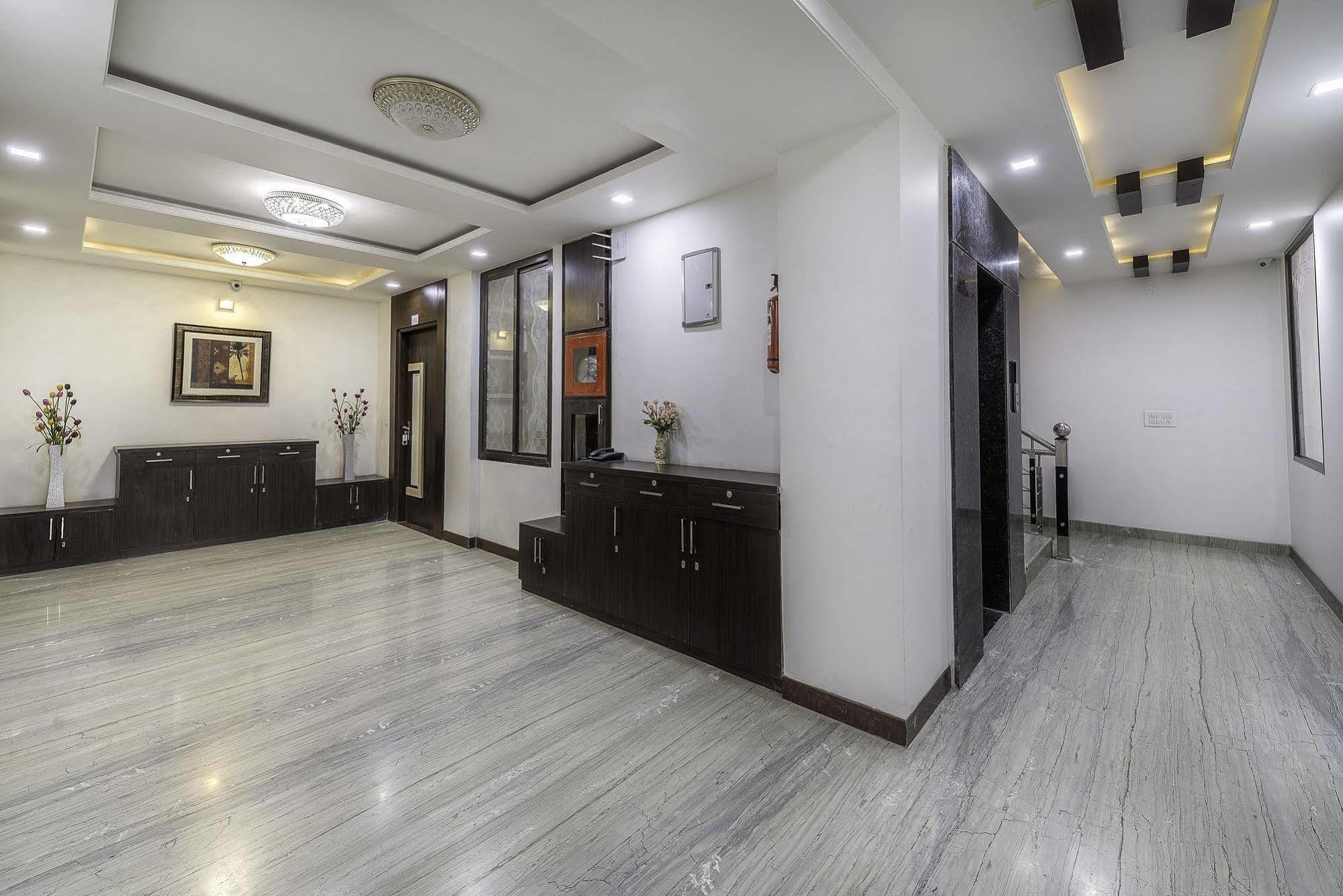 Treebo Signature Inn Malviya Nagar جايبور المظهر الخارجي الصورة